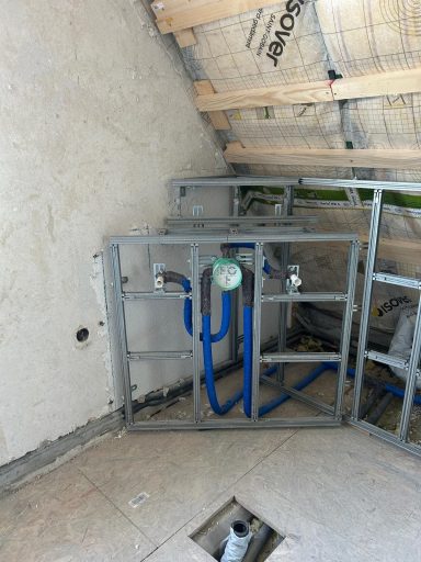 Geberit GIS Installation für Badewanne mit iBox