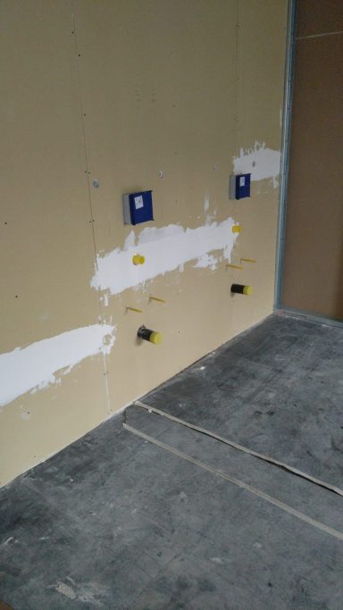 Installation Geberit GIS Urinal Elemente mit Verplankung